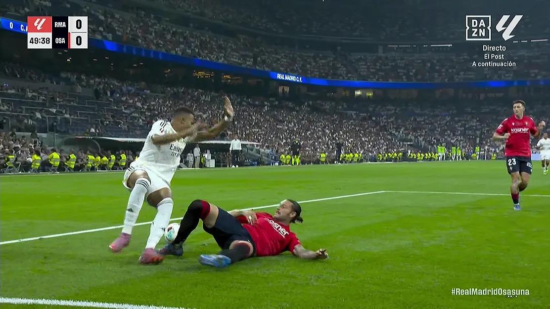 Xabi margina a crack, nuevo festejo de Mbappé, polémica y Mastantuono debutó