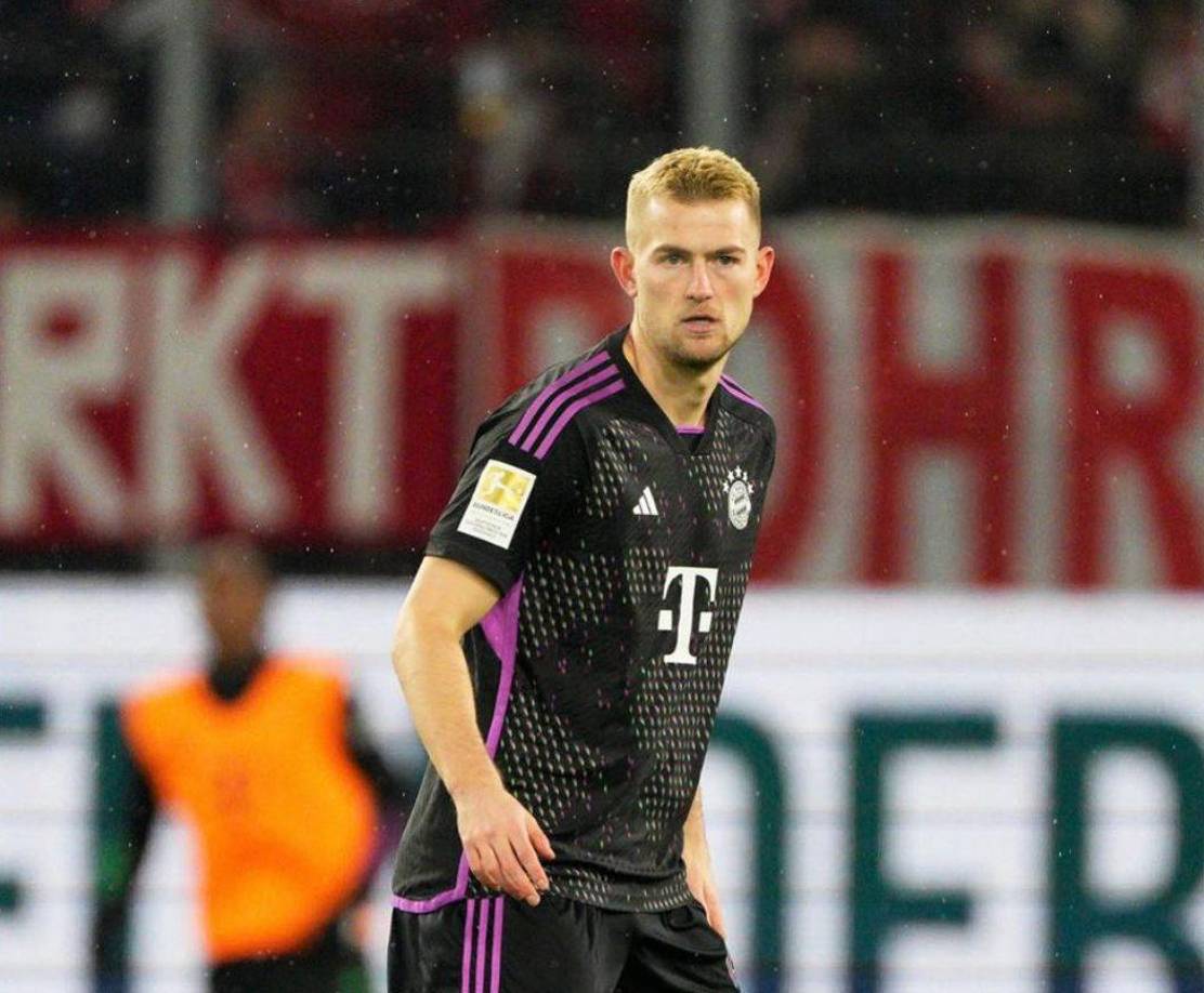 Según informa Fabrizio Romano, Matthijs De Ligt se unirá en los próximos días a las filas del Manchester United.