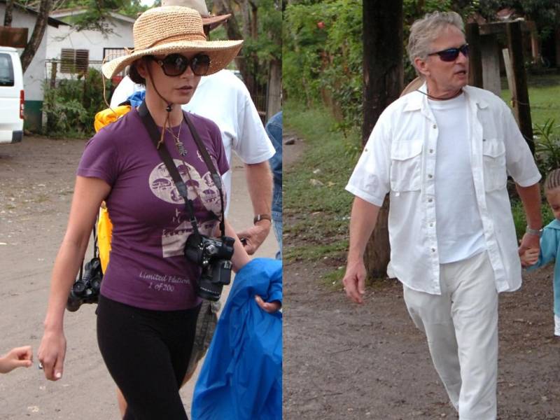 Era el año 2008, y entonces una noticia recorrió el país: los actores de Hollywood Catherine Zeta-Jones y Michael Douglas visitaban Honduras, y se dejaban ver muy alegres y humildes en diferentes destinos turísticos.