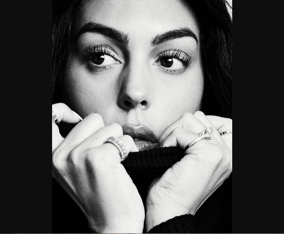 También habló de las críticas constantes que recibe en Internet, por diversos motivos. 