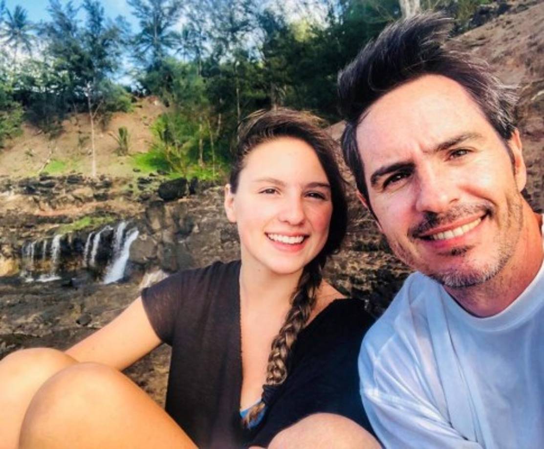 Al hablar del nacimiento de su primogénita, Mauricio reveló: 'Ahí conocí el amor verdadero. Por mi historia, mis inicios, mi infancia, Lorenza es mi familia, mi conexión sanguínea, mi línea directa. Vino a ser como algo muy importante para mí y me ayudó a crecer como ser humano'.<br/>