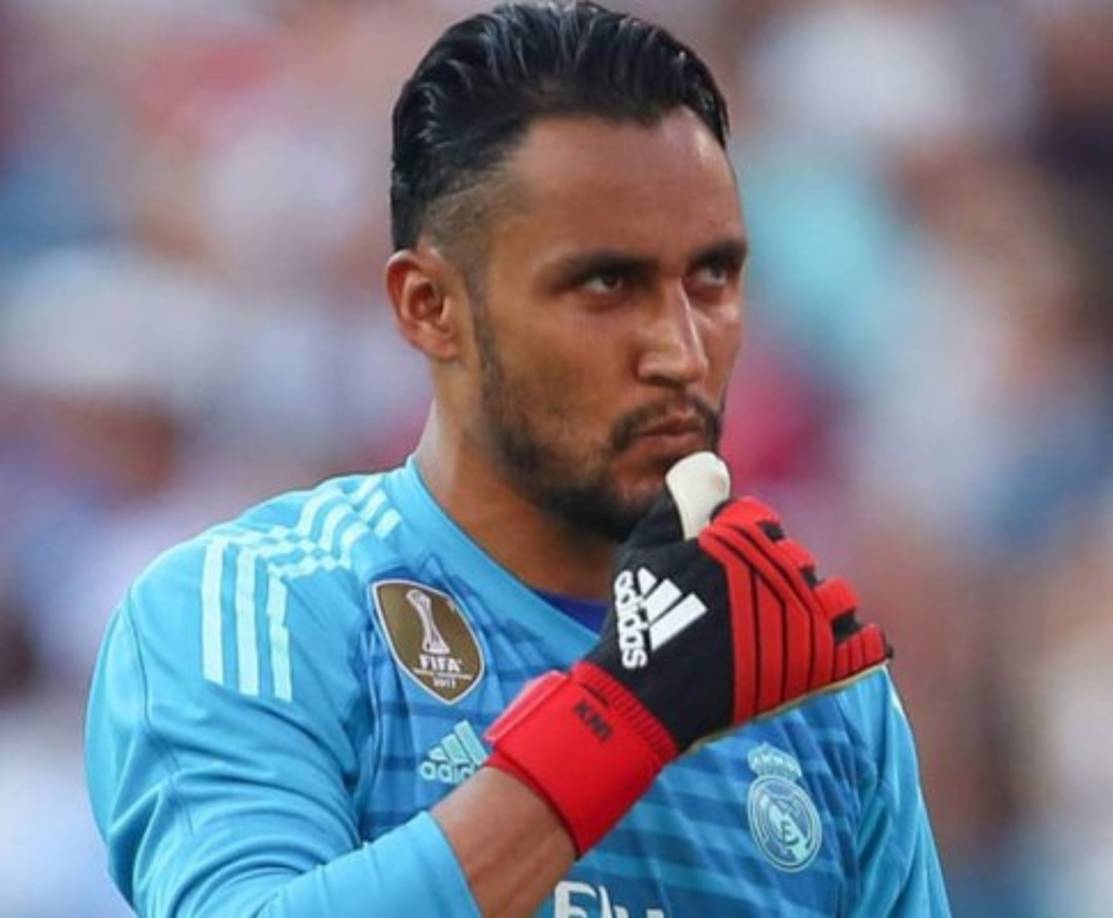 Keylor Navas: El portero tico tiene sus horas contadas en el Real Madrid y medios españoles aseguran que el cancerbero costarricense se estaría marchando al Arsenal de la Premier League de Inglaterra.<br/>