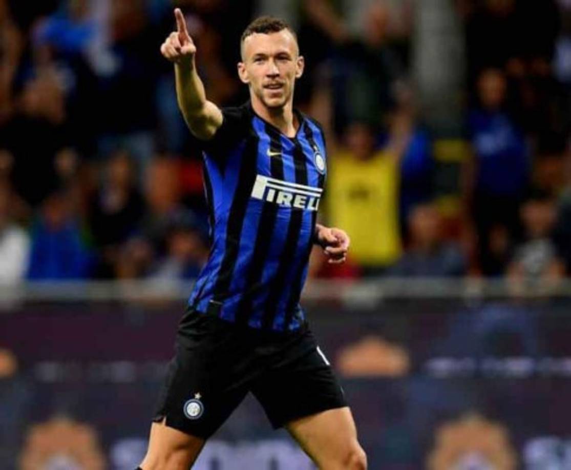 Antonio Conte no dejará salir a Perisic. Según La Gazzetta.it, el nuevo entrenador del Inter cuenta con el croata, al que quiere dar más responsabilidad defensiva. Perisic tiene 30 años y un valor de mercado de unos 35 millones de euros.