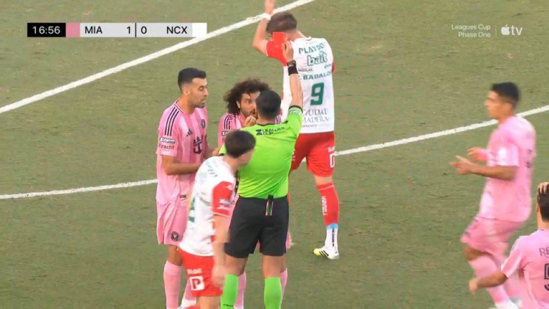 ¿Qué le pasó a Messi? El dolor del argentino, polémica expulsión y festejo a lo CR7