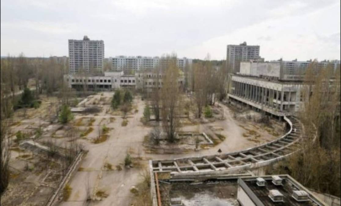 Chernobyl es considerado, junto con el accidente nuclear de Fukushima como el más grave en la Escala Internacional de Accidentes Nucleares, y suele ser incluido entre los grandes desastres medioambientales de la historia.