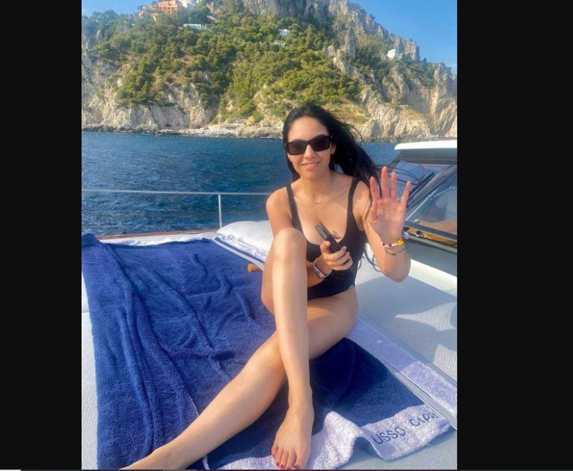 La guapa joven está muy ligada a la industria del cine. De acuerdo con el medio “Hollywood Life”, Noor ha trabajado como productora ejecutiva en el cortometraje “Brosa Nostra” (2018), además de ser productora en el cortometraje “La Petite Mort” (2019).