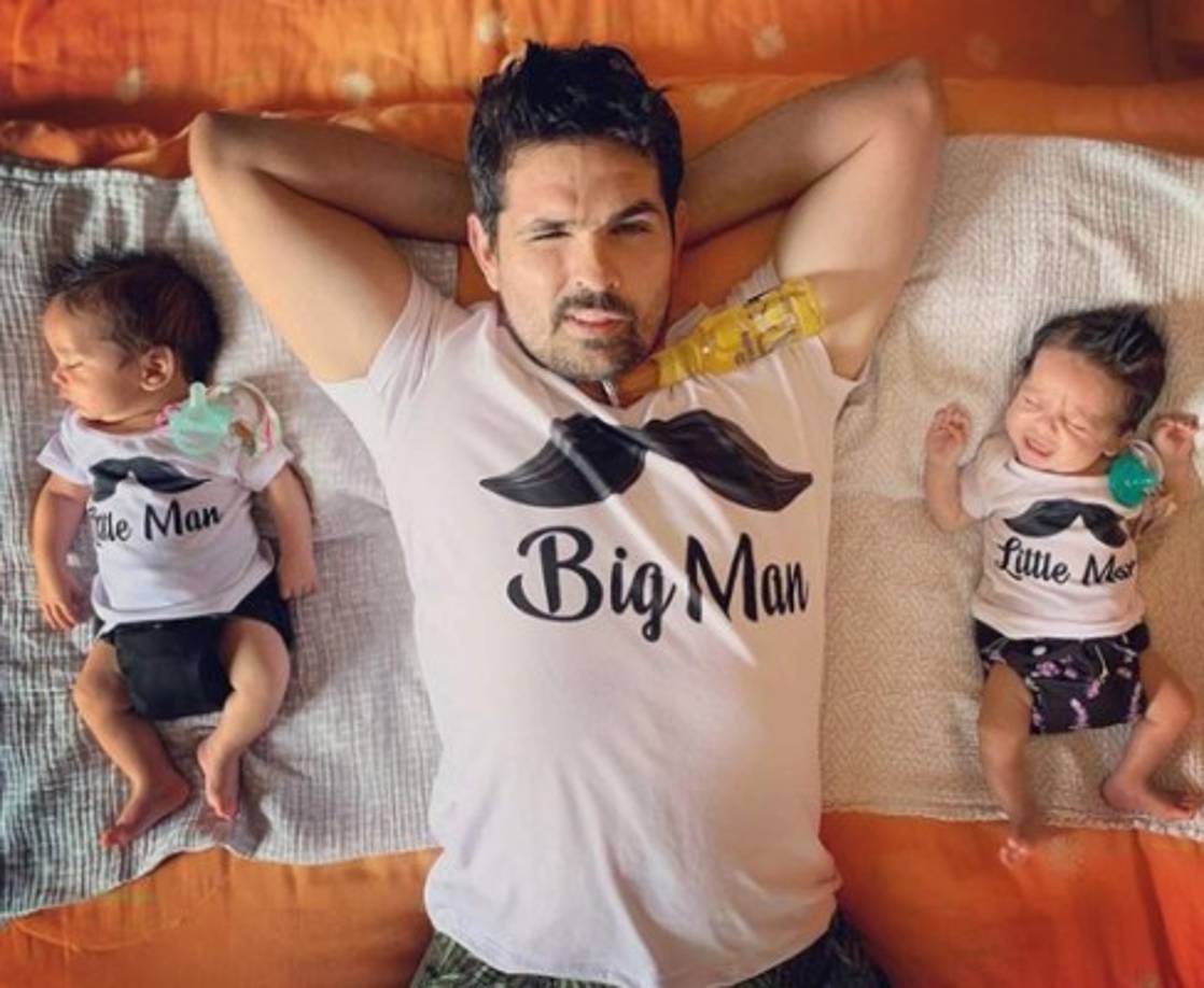 Dante está en cuidados intensivos y según el actor, los doctores le han comentado que será un verdadero milagro si el bebé sale adelante.