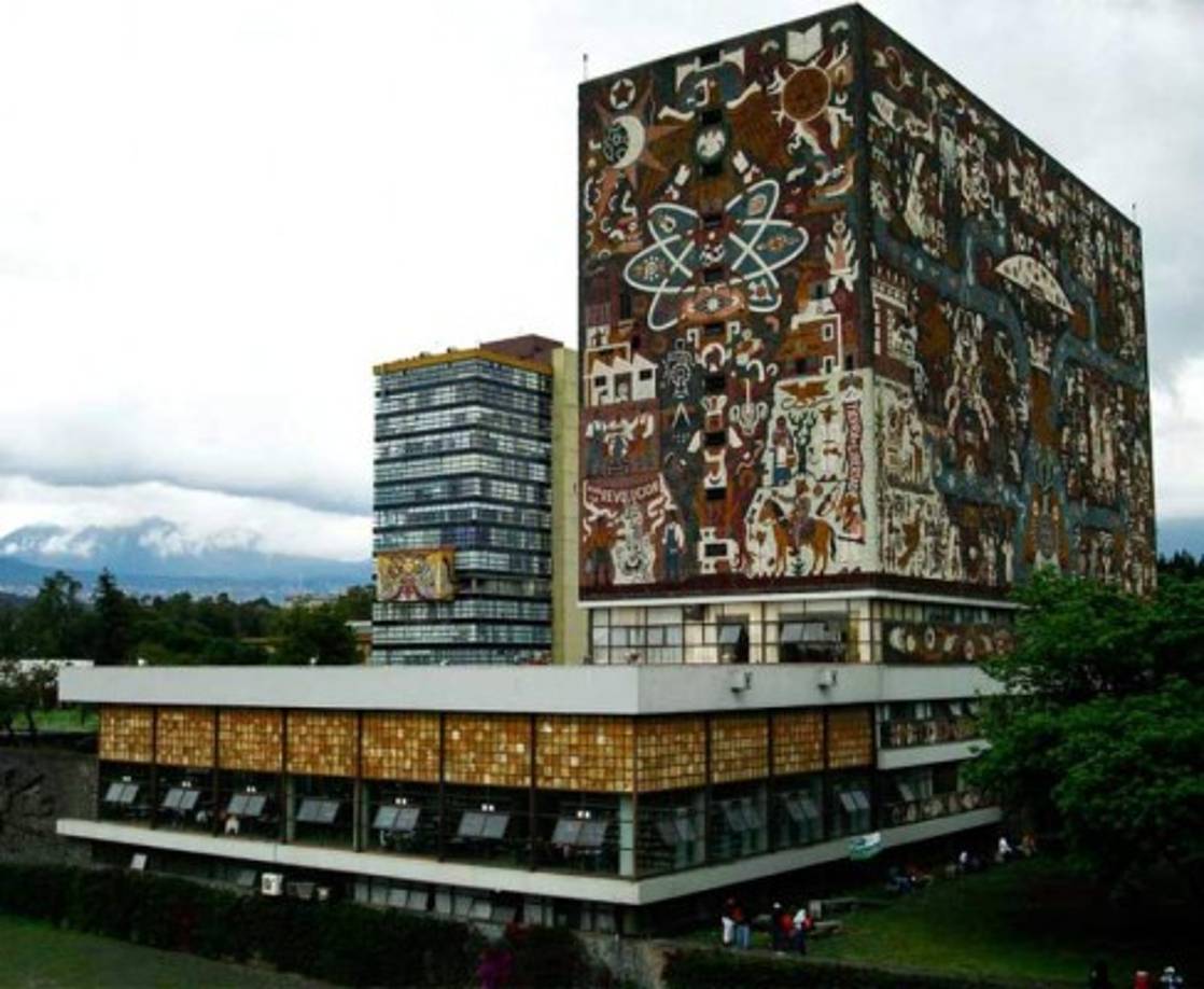 13. La Universidad Nacional Autónoma de México es la institución educativa más grande de América Latina. Su campus principal fue diseñado por los mejores arquitectos de México y ha sido designada como Patrimonio de la Humanidad por UNESCO. La UNAM, que cuenta con varios campus en México y EEUU, ofrece 108 licenciaturas, 40 posgrados y 90 doctorados.