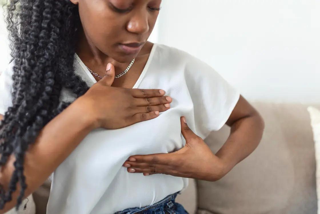 La OMS lanza portal con IA para alertar sobre el vínculo entre alcohol y cáncer de mama