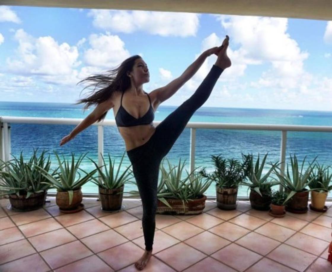 Lo cierto es que la joven se cuida mucho para mantener su figura.