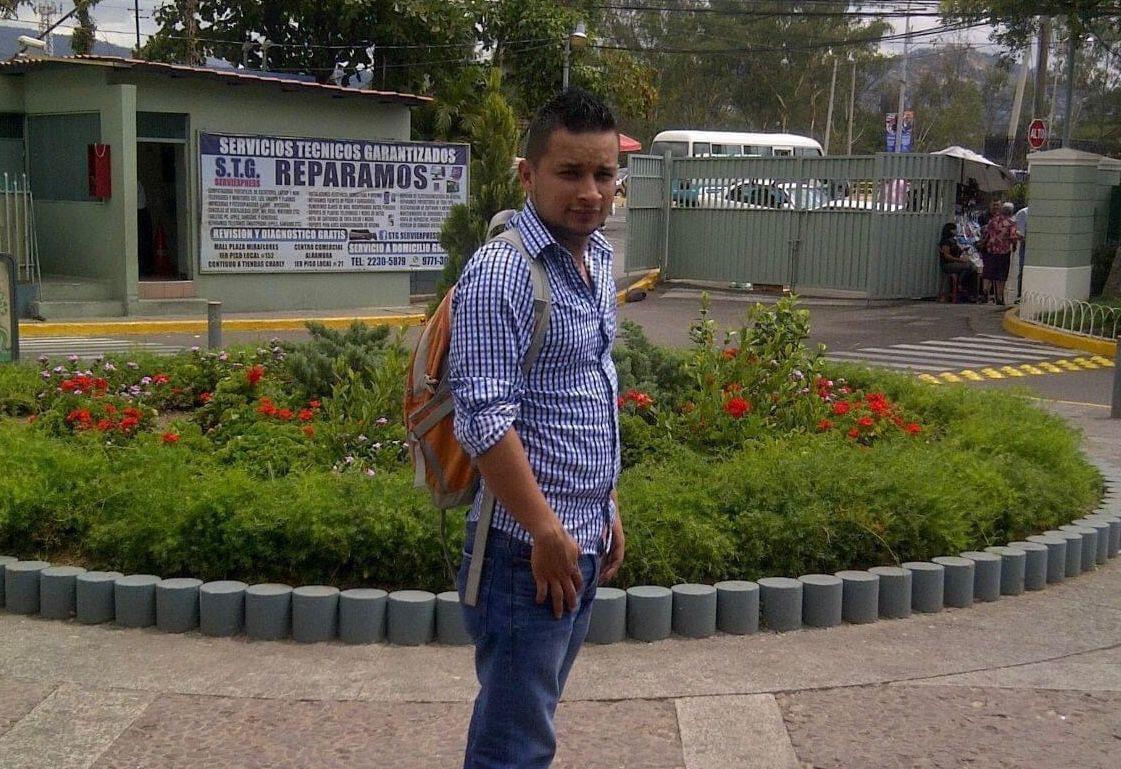 El maestro Edgardo Valladares impartía clases en un colegio privado de San Pedro Sula.