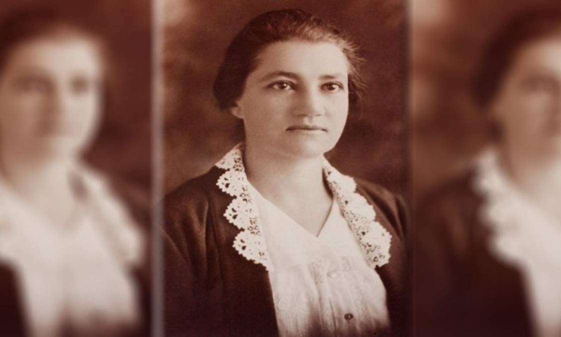 Lucila Gamero de Medina<br/><br/>Gamero de Medina nació en Danlí el 12 de junio de 1873, y murió en la misma ciudad en el año 1964. Fue la primera mujer en hacer la producción de una novela sólida y famosa.<br/><br/>El crítico y escritor Luis Mariñas Otero la llamó «la gran dama de las letras hondureñas»<br/><br/><br/>Obras a leer:<br/><br/>- Blanca Olmedo, 1908 (publicación original)<br/>- Amalia Montiel, en 1895<br/>- Otras novelas escrita por Lucila Gamero fueron: Betina, Aída, Amor exótico, La secretaria y El Dolor de Amar.
