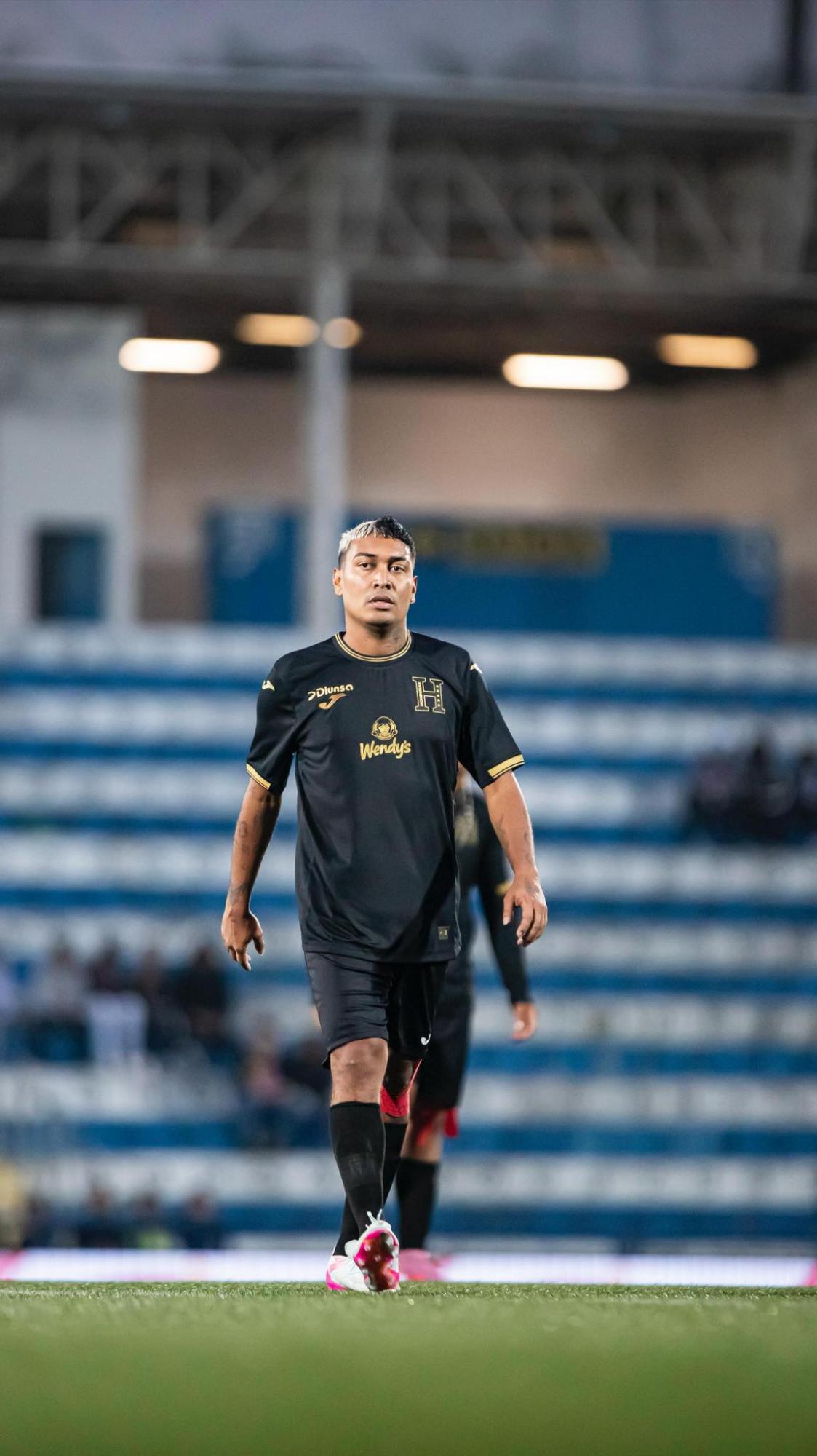 Supremo sufre accidente en carretera a Olancho: así quedó el carro de lujo