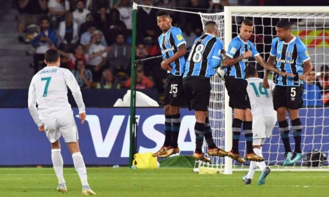2017 - Real Madrid: El 'Rey de Europa' repetiría en Emiratos Árabes ante Gremio, con gol de Cristiano Ronaldo.