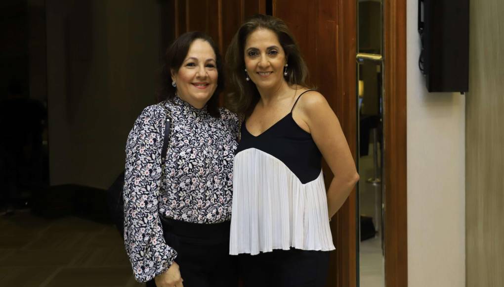 Lilian Andonie y María Elena Assaf