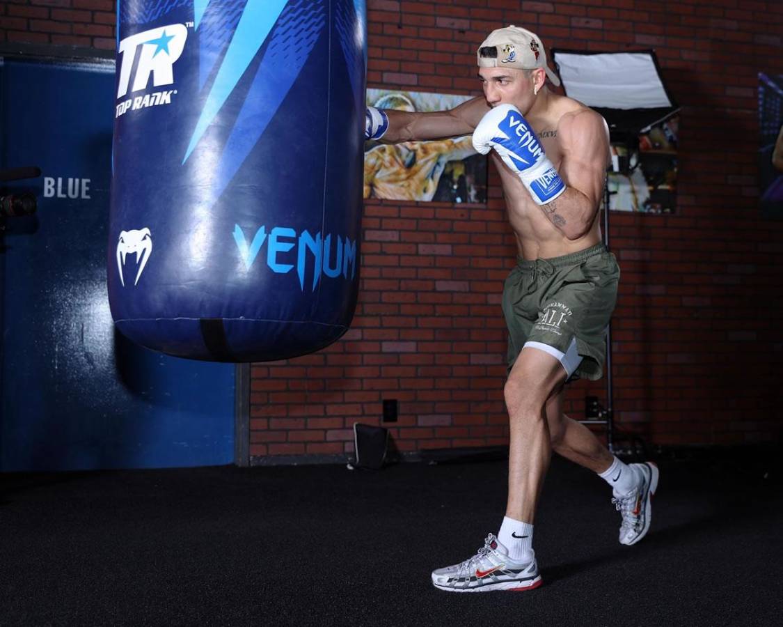 Teófimo López explica por qué eligió pelear con Steve Claggett y deja dardo a Jamaine Ortiz