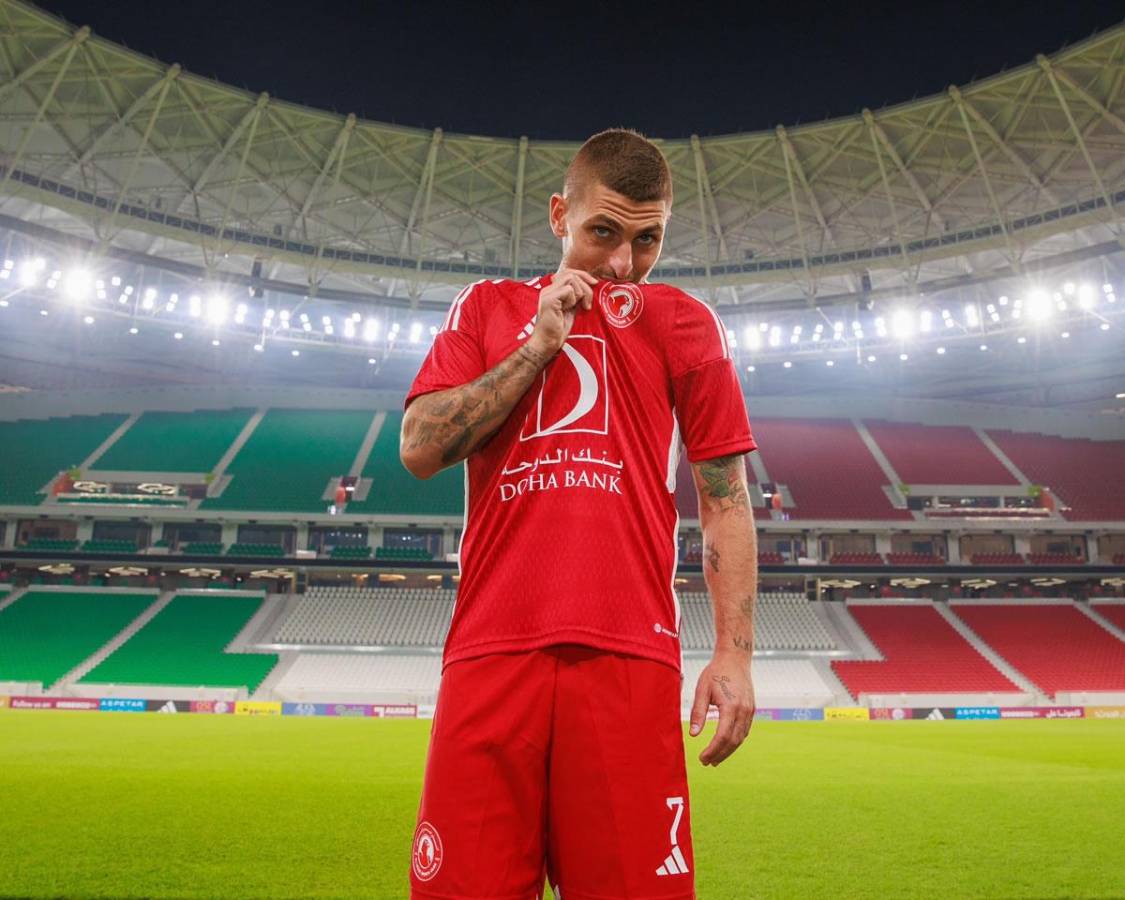 Marco Verratti ya luce los colores de su nuevo equipo el Al-Arabi SC.