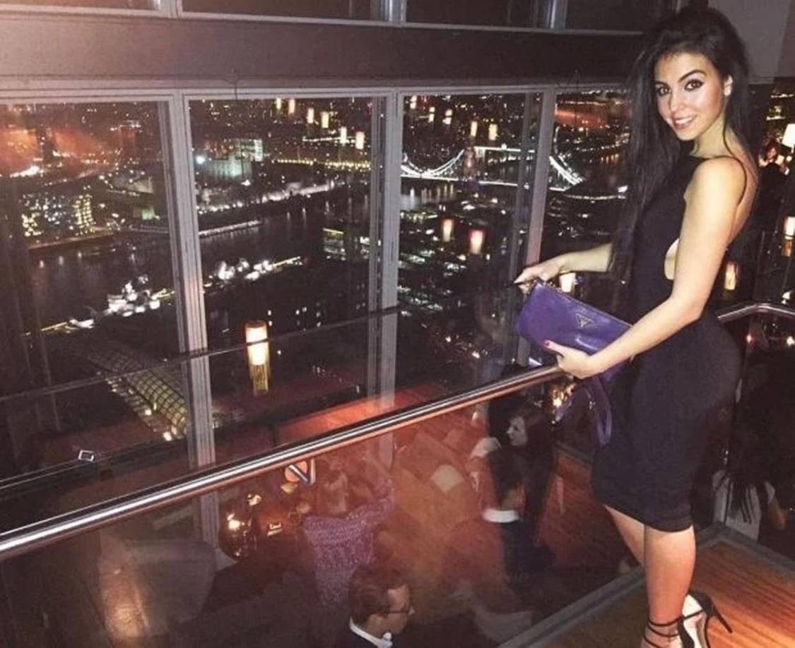 Sin embargo, su situación económica, amorosa y todo el resto de su vida dio un vuelco cuando logró comenzar a entablar un vínculo con el futbolista portugués. Es por eso que confesó que ése fue el momento en el que su vida dio un vuelco: “El día que conocí a Cristiano... Mi vida cambió”.