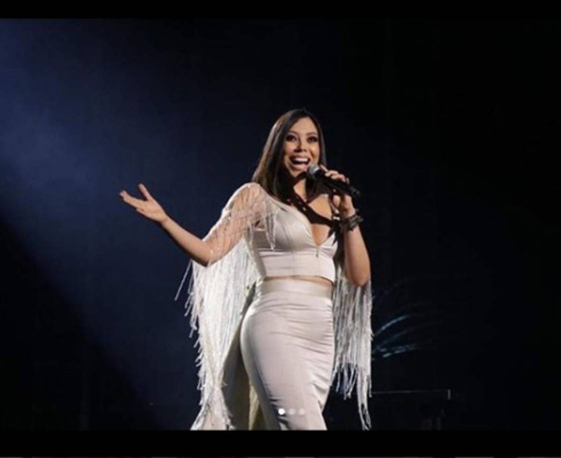 La mexicana Dalia quien recibió muy buenas críticas de los jueves, mostró sus atributos.