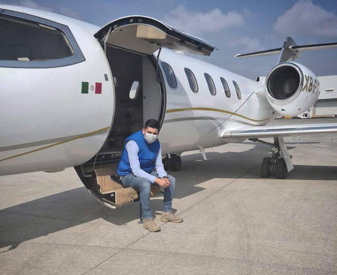 Recientemente, se le había visto en Bogotá, Colombia, junto a una integrante del reality show <i>Acapulco Shore</i>, lo que indicaría una relación entre ambos. 