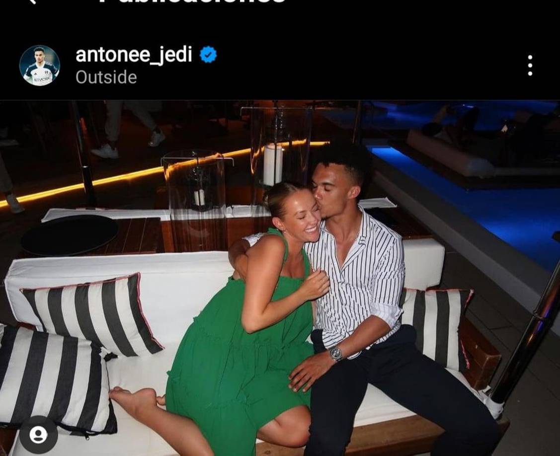 Antonee Robinson: Seleccionado estadounidense que se desempeña como defensor. Su bella chica es Darcy Myers.