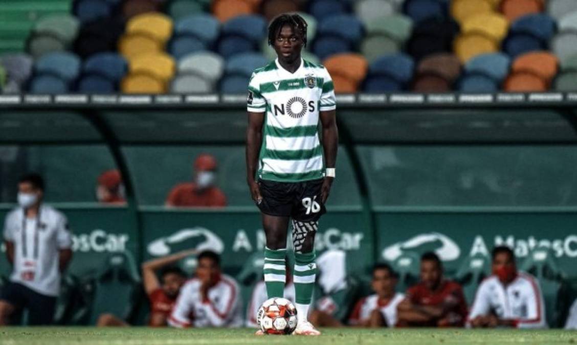 Según The Sun, el Arsenal está interesado en Joelson Fernandes, jugador de 17 años del Sporting de Lisboa, y a quien ya se le conoce por un sobrenombre muy prometedor: el nuevo Cristiano Ronaldo.<br/><br/>Y parece que los gunners van en serio. El diario británico apunta a 41 millones de libras como cantidad que el club londinense estaría dispuesta a invertir para firmar al jugador, con la Juventus y Barcelona también interesados en él.