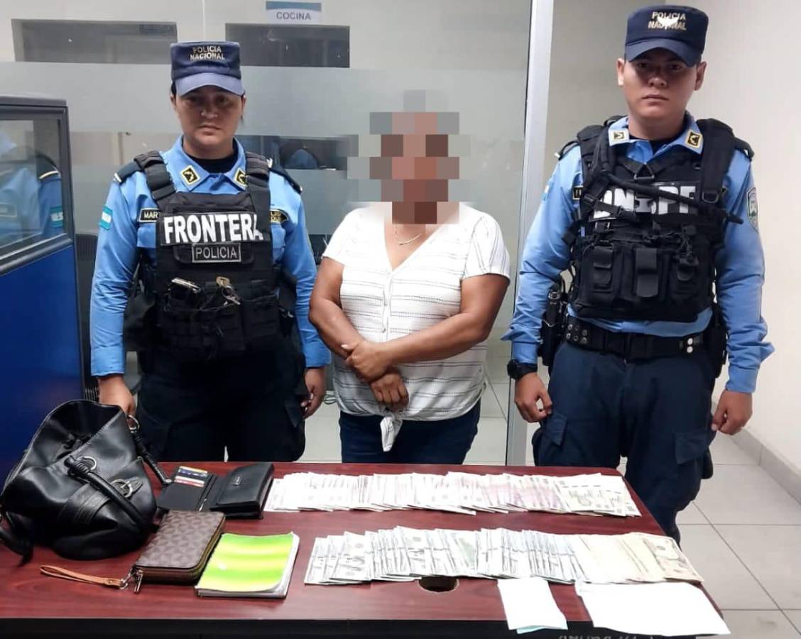 La mujer fue presentada por la Policía Nacional.