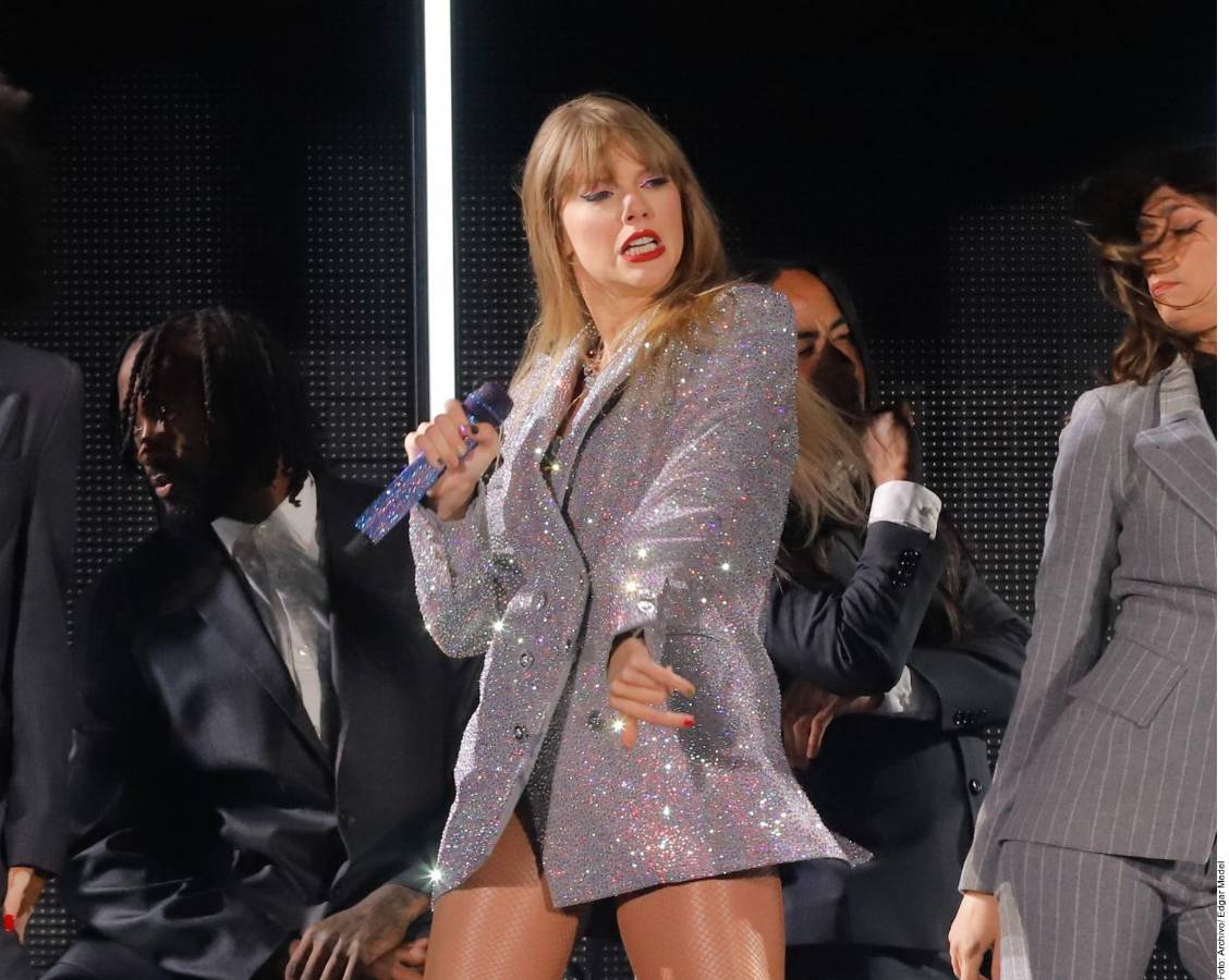 Acusan al papá de Taylor Swift de agredir a un paparazzi