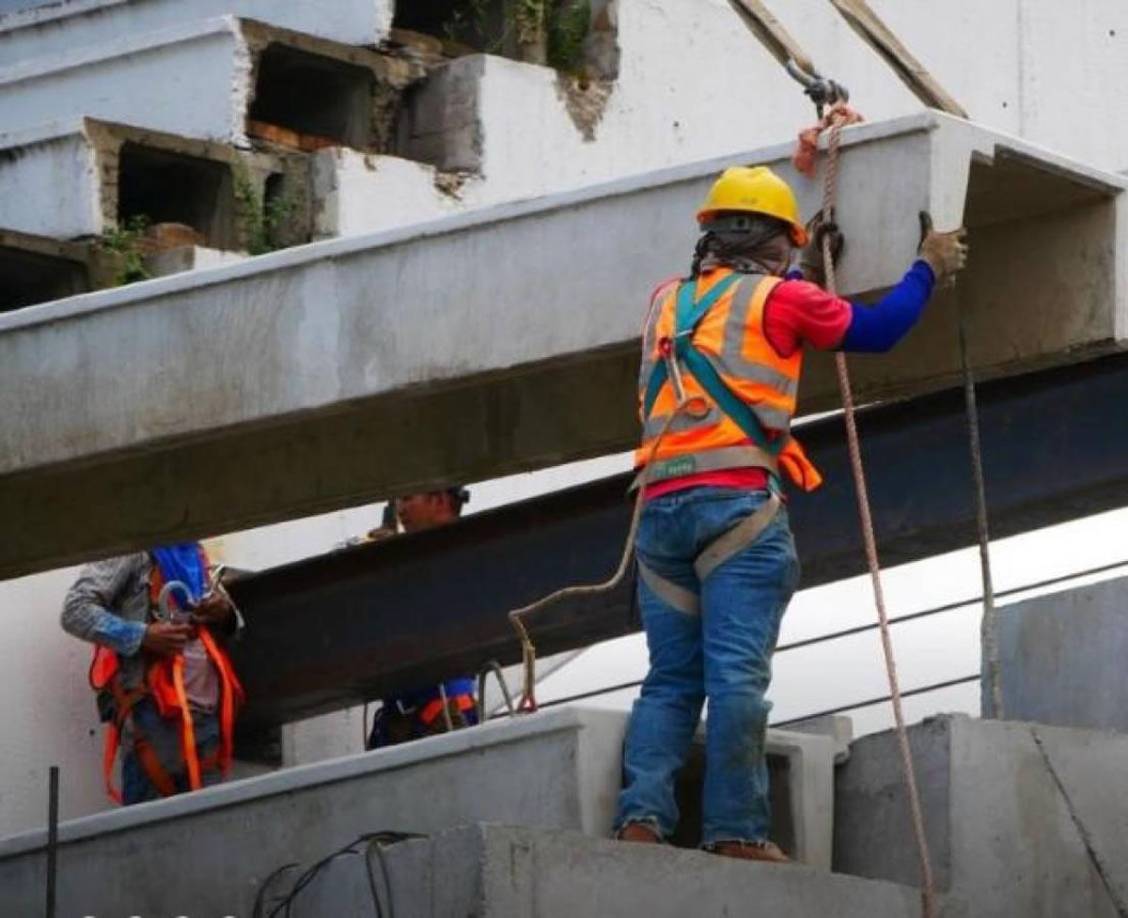 Ya se comenzó a ver avances con las nuevas graderías del sector de sol centro del estadio Nacional Chelato Uclés.