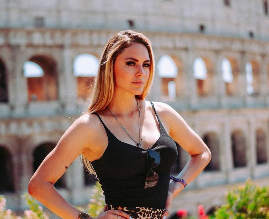 Miroslava Montemayor: Linda periodista mexicana. 