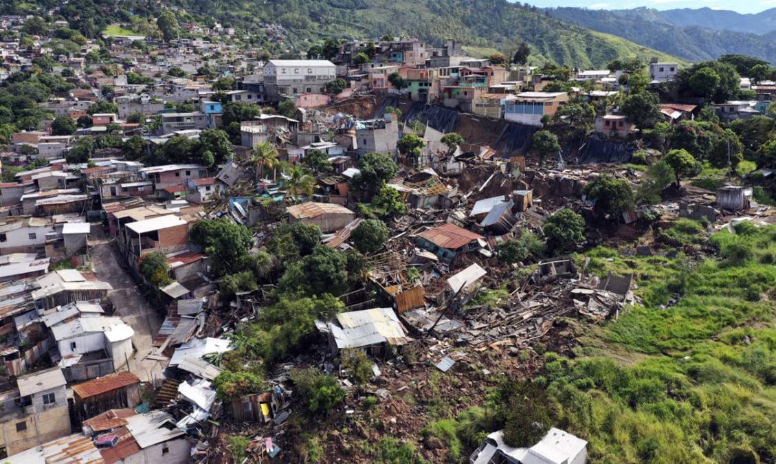 Zona cero, zona de desastre: las tristes imágenes de la pesadilla en la colonia Guillén