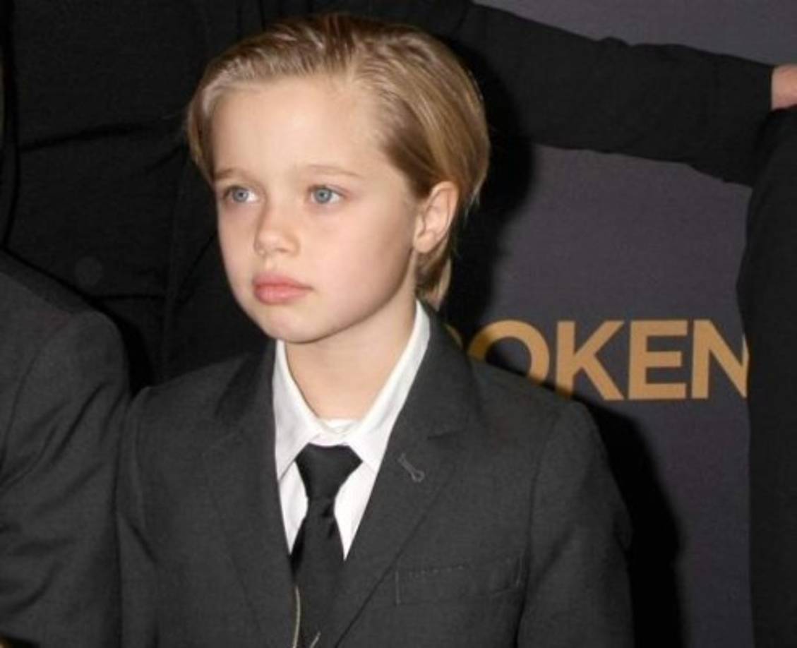 Desde muy pequeña Shiloh Pitt Jolie se inclinó por un look varonil.
