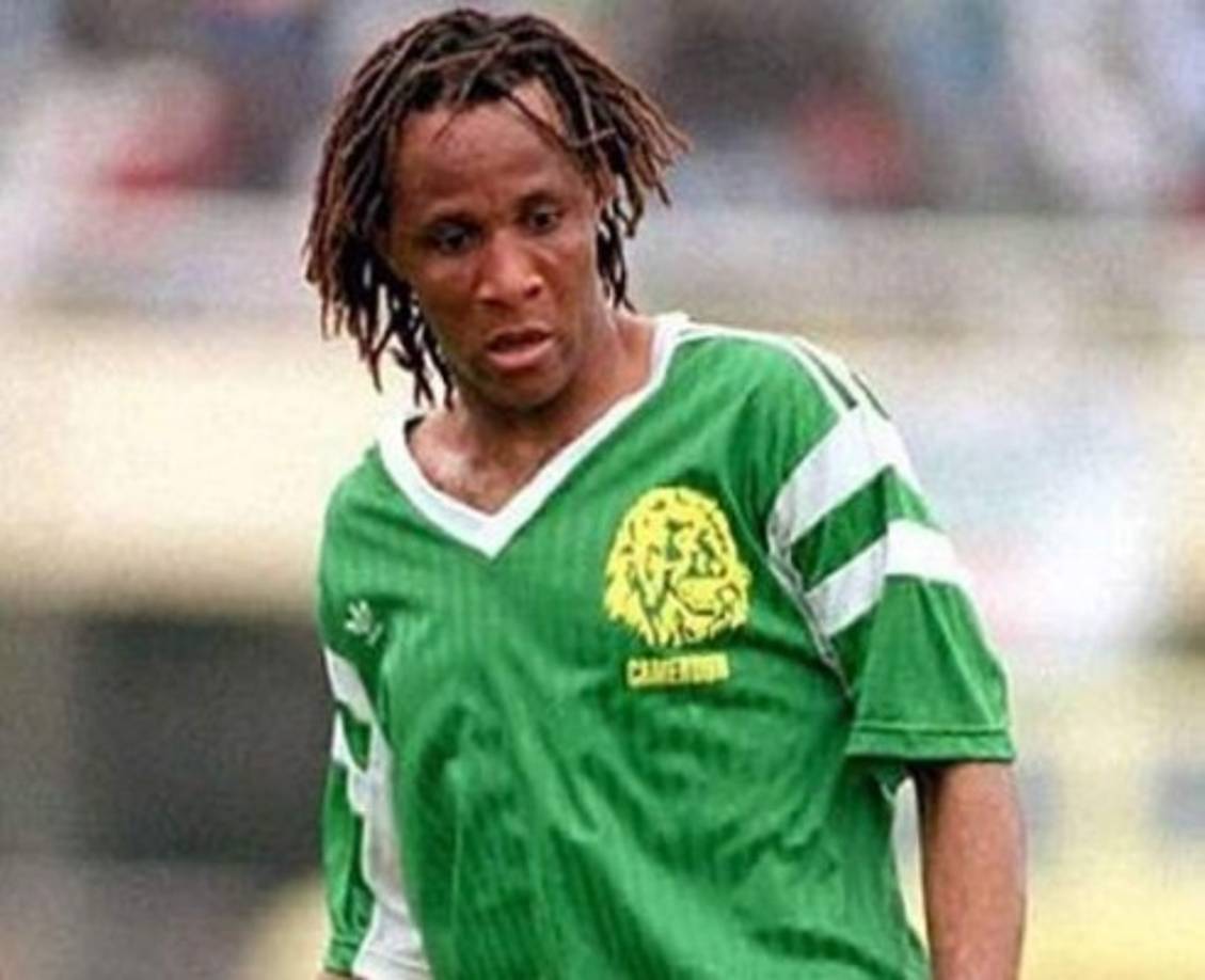 Cyril Makanaki. Jugador de Camerún en los ochenta. Sin comentarios.