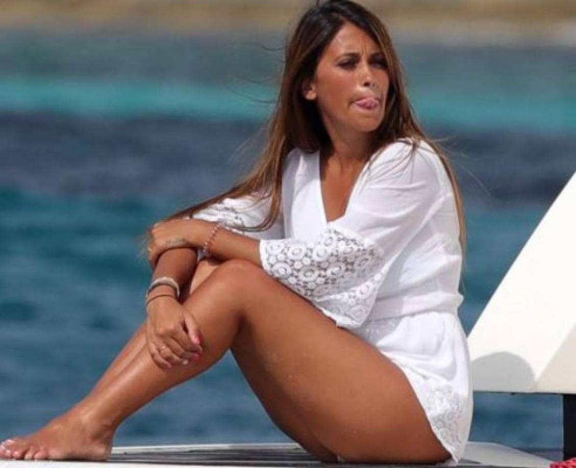 A Antonella se le ha visto bronceda y hasta pensativa. FOTO GTRES.