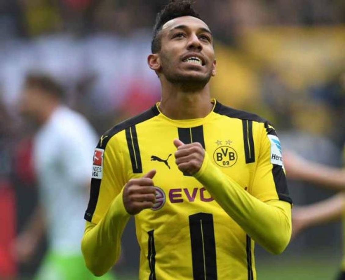 Aubameyang rechazó una oferta de China que lo convertiría en el jugador mejor pagado de la historia para seguir en el Borussia Dortmund.