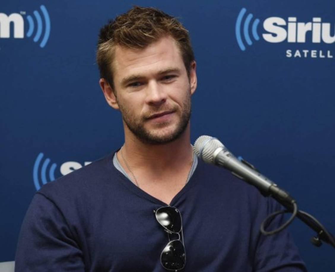 Sus películas lo han convertido en uno de los actores más perseguidos. Chris ha atendido siempre a los fans, haciéndose fotos con ellos e incluso firmando autógrafos.