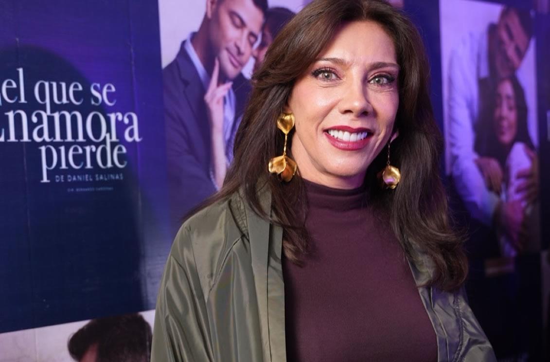 Cynthia Klitbo responde a las críticas por salir con un hombre 30 años menor