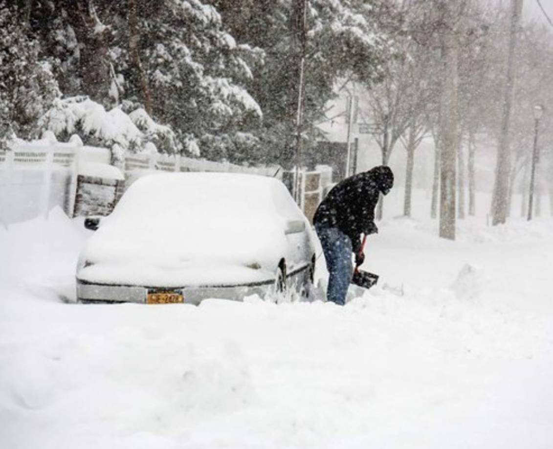 Las previsiones meteorológicas indican que el impacto más fuerte se sentirá en Long Island, al este de Manhattan, y en partes de la costa de los estados vecinos de Nueva Jersey y Connecticut.