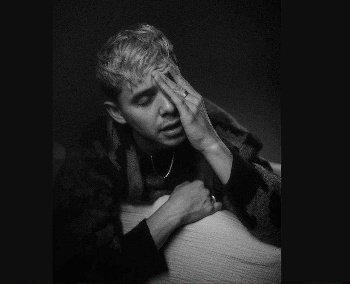 “Por mi propia salud mental, no puedo seguir en un lugar donde es tan conflictivo, donde dicen: ‘Te amamos mucho, pero al mismo tiempo, debes cambiar quién eres. Oh, puedes? Entonces vamos a ignorar este problema’”, dice Archuleta, quien ha recibido el apoyo de su familia desde que tomó la decisión.