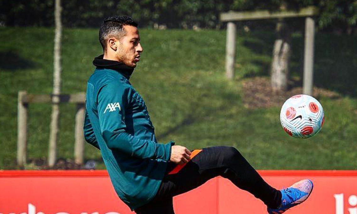 Thiago Alcántara anuncia su retiro del fútbol y Barcelona “celebra”