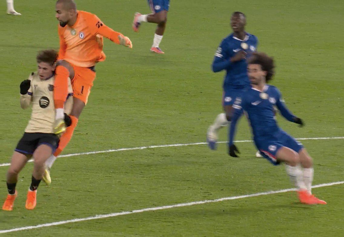 Barcelona vive pesadilla en Champions, ira contra Yamal y la polémica del VAR