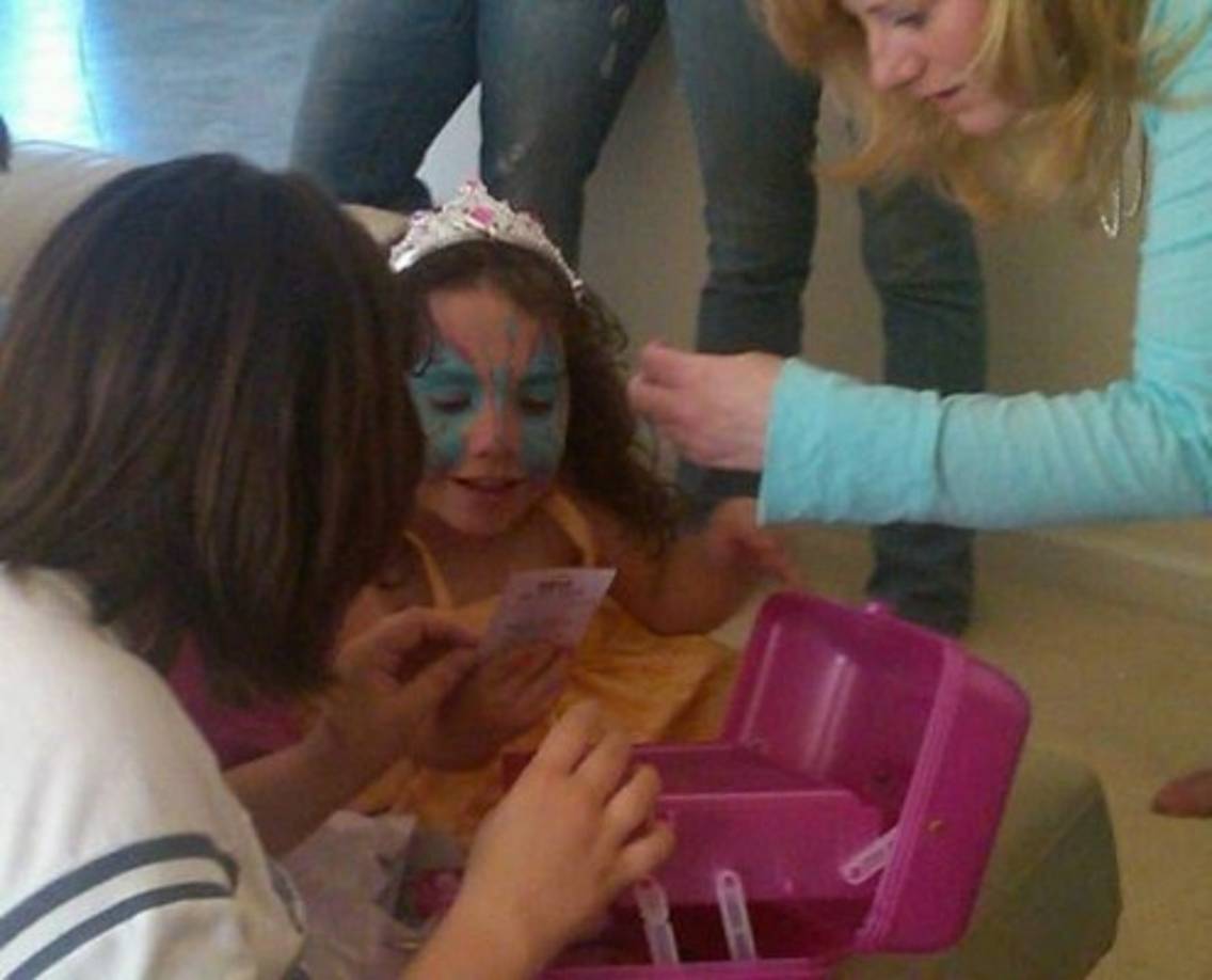 El pasado 19 de septiembre se emitió una orden de arresto contra el matrimonio, que fue acusado de abandono infantil. La pareja se encuentran en libertad tras pagar una fianza de más de $ 5,000.