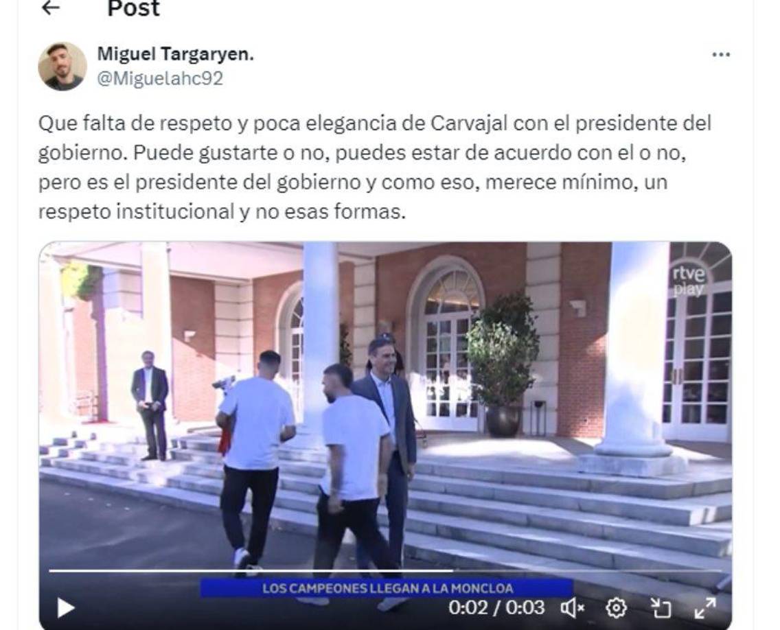Carvajal no quiso ver de frente al presidente de España y esa acción es catalogada como una falta de respeto.