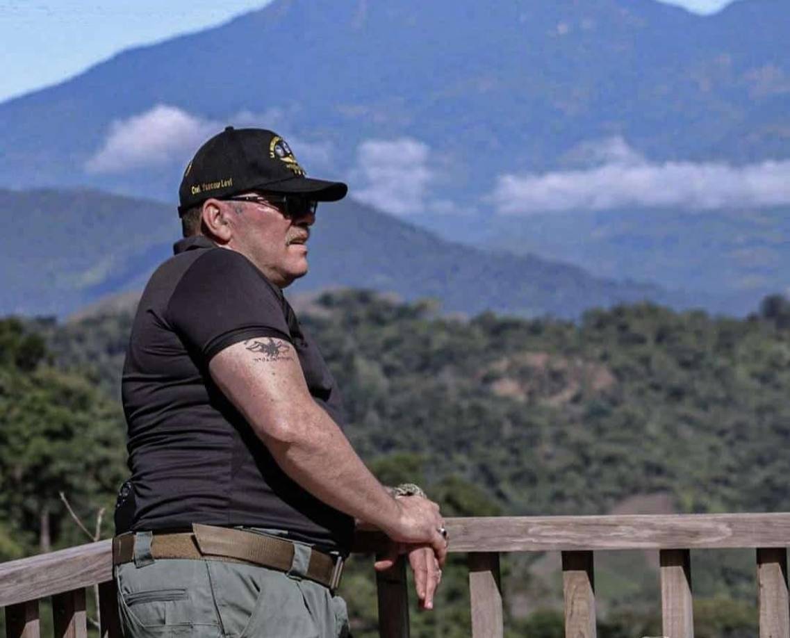 El trabajo del hombre de origen israelí era asesoría en materia de segueidad.