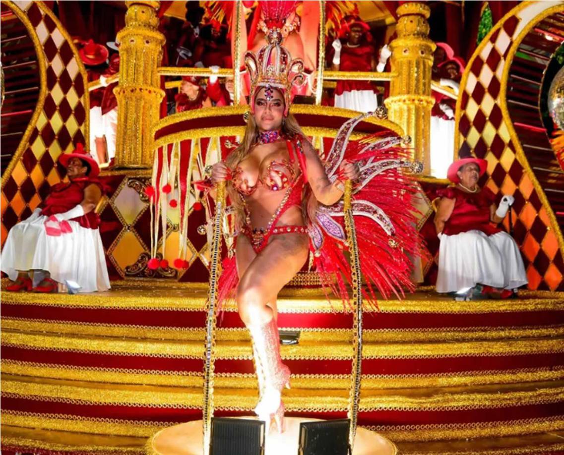 “Simplemente Rafaella, la hermana de Neymar, en Instagram y en la vida real”, dijo un internauta que se volvió viral en Twitter, ilustrando la publicación con imágenes de la influencer.