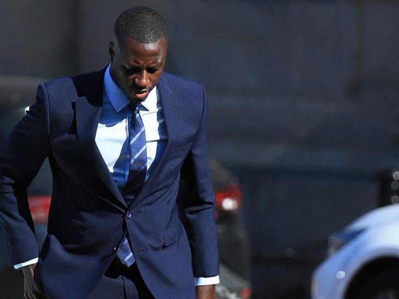 Benjamin Mendy, jugador del Manchester City, está siendo juzgado ante el Tribunal de la Corona de Chester (Inglaterra) por ocho acusaciones por violación y una agresión sexual que supuestamente se produjeron entre 2018 y 2021. En las últimas horas han surgido escalofriantes señalamientos sobre el futbolista.
