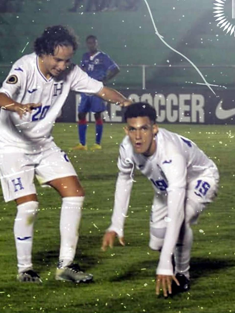 La celebración de Russel Cruz al estilo de ‘La Pantera‘ Alberth Elis.