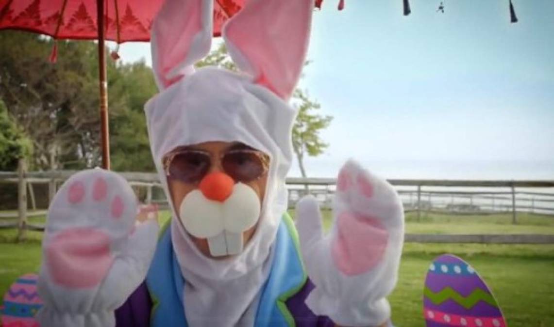 'Hola, 'Conejitos de miel'. Les deseo lo mejor este bendito y hermoso Domingo de Pascua', publicó el actor Robert Downey Jr en redes sociales.