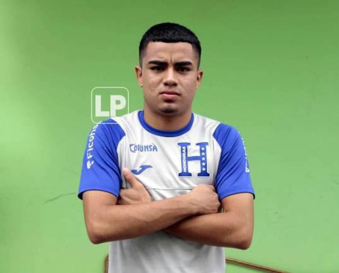 Isaac Emanuel Castillo Díaz juega de volante en el Marathón, tiene 19 años y nació el 24/05/2003 en San Pedro Sula, Cortés.