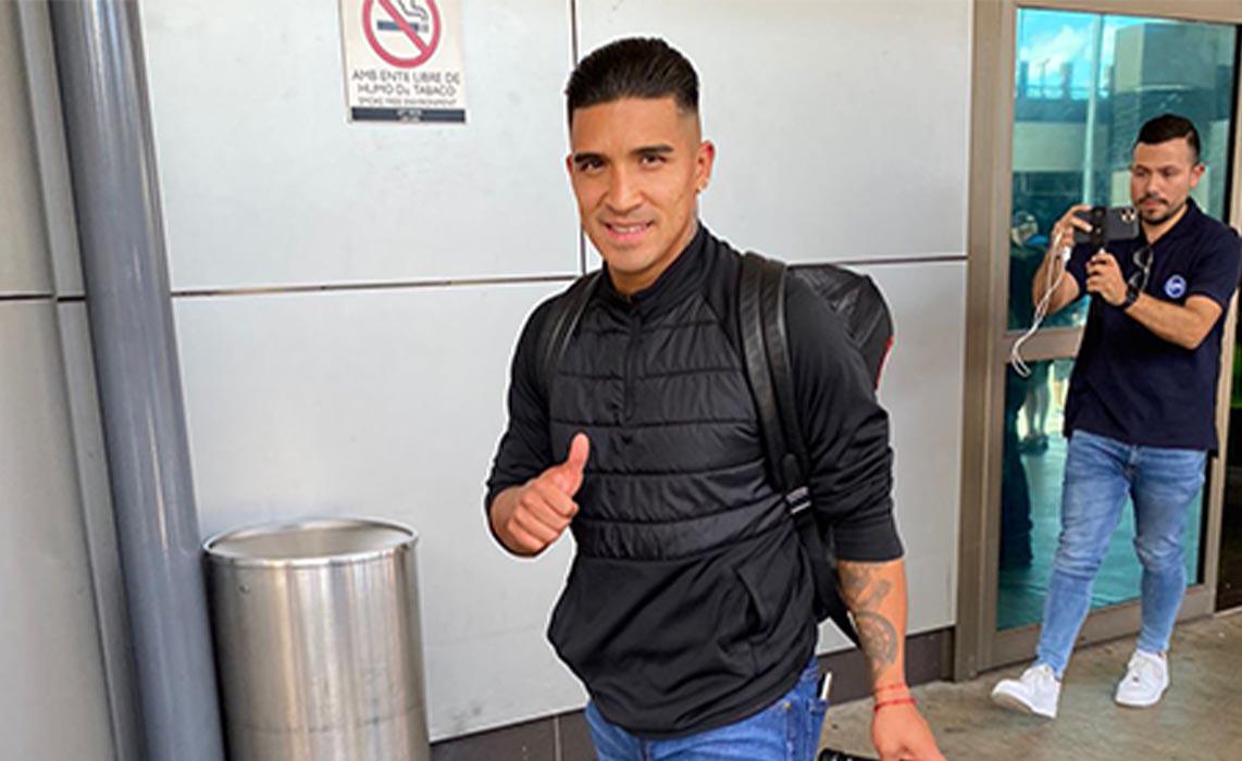 Michaell Chirinos ya está en Costa Rica y revela por qué fichó por Saprissa